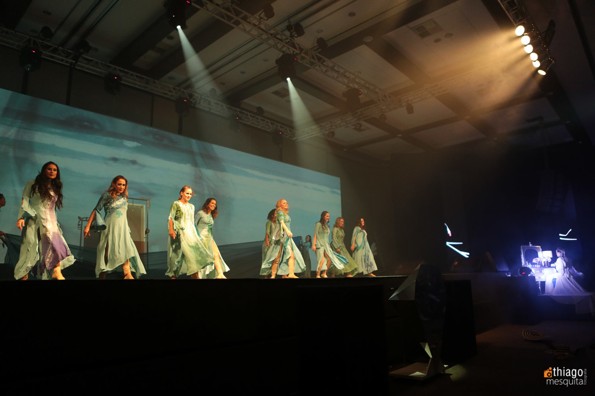 dança e teatro mulheres águias 2016