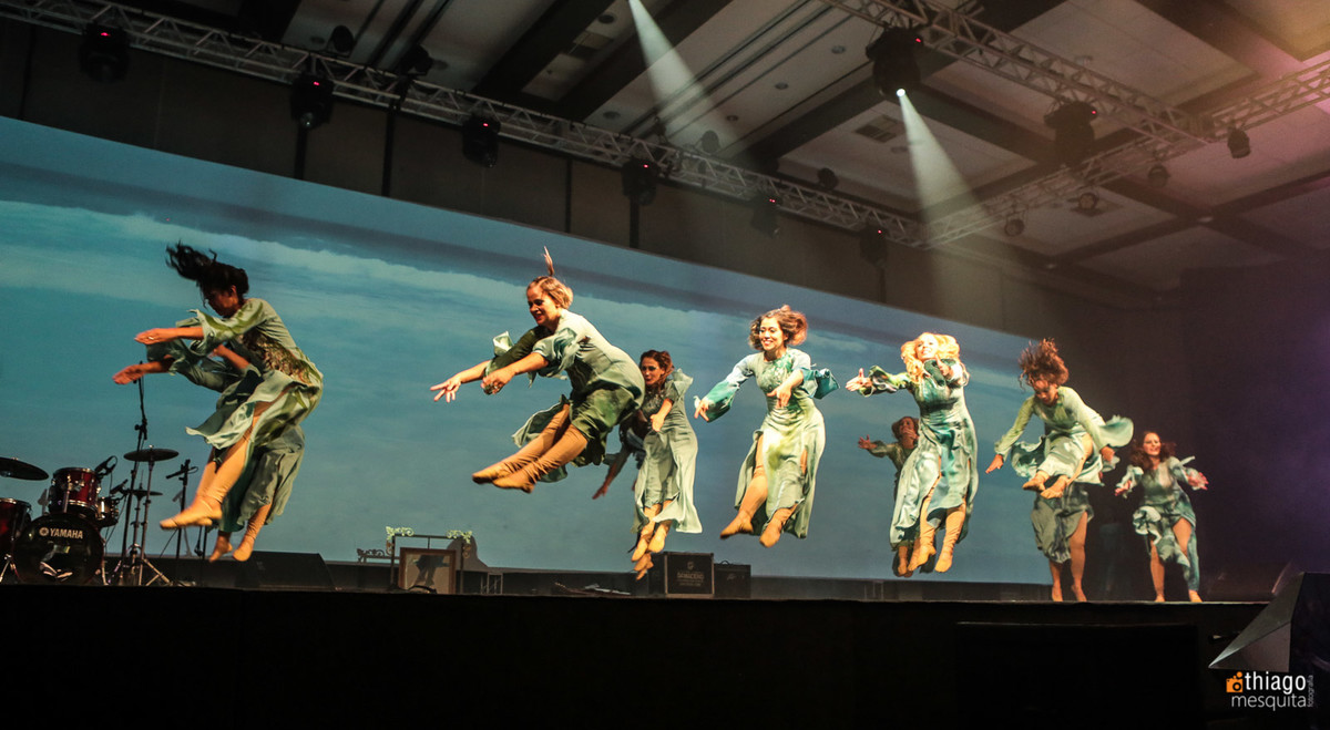 dança e teatro mulheres águias 2016