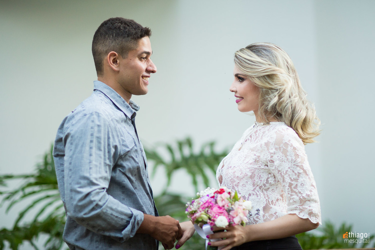 pré wedding em uberlândia fotos na rua karaíba - thiago mesquita