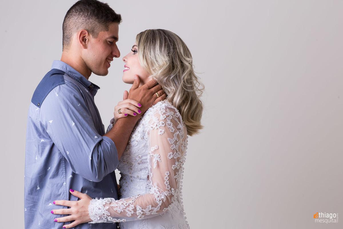 sessão de casal em estúdio