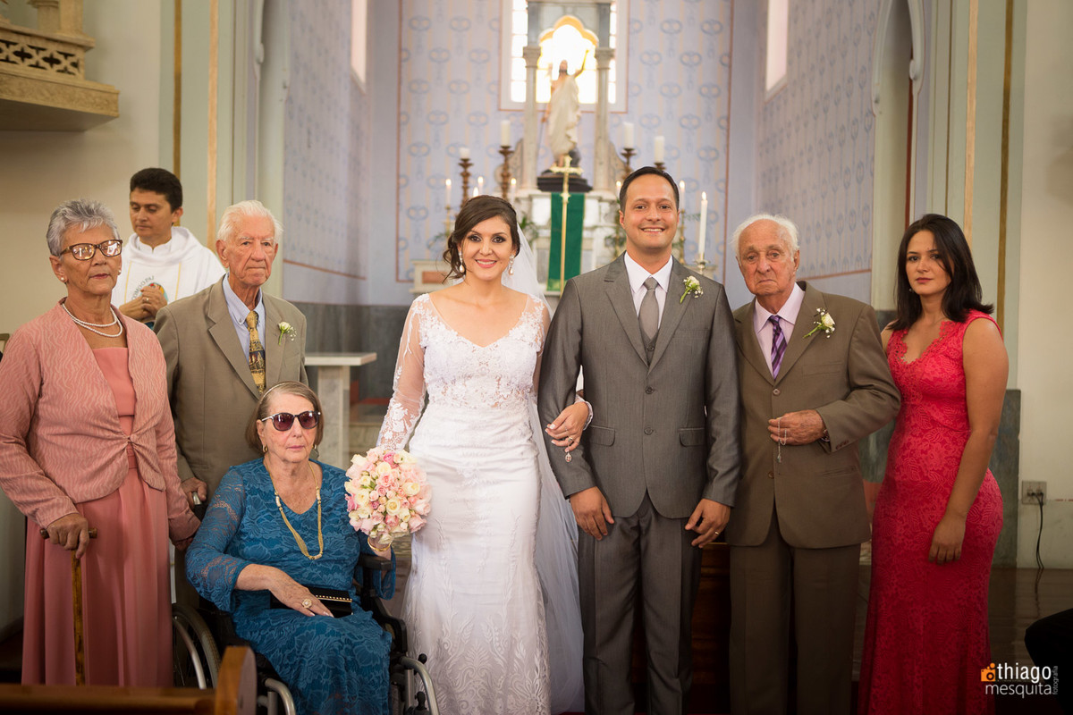 foto com os avós no altar