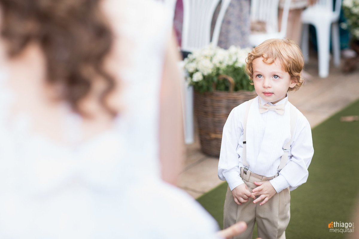 pajem ruivo de olhos azuis - casamento em uberlândia no villa alvim