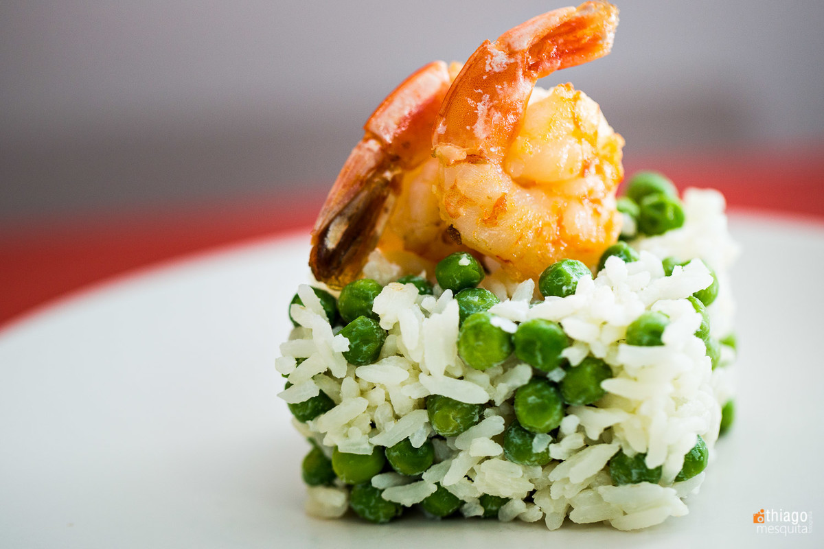 fotografia de alimentos - los gourmets - thiago mesquita - uberlândia - arroz com camarão e ervilha