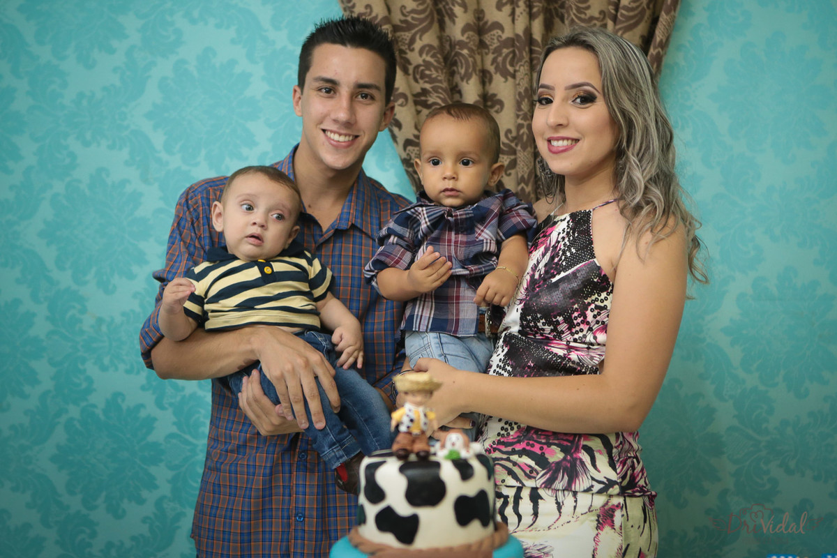 aniversario vitor lucas rubielly lucas centralina