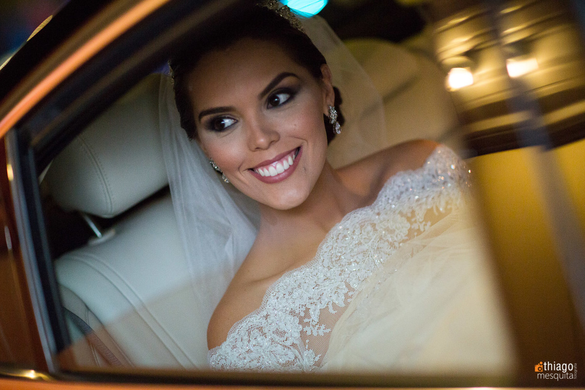 noiva à caminho da igreja, por Thiago Mesquita