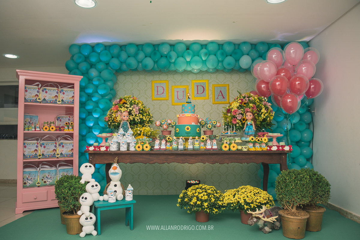 mesa frozen,personalizados frozen,aniversario infantil duda frozen aracaju sergipe,aniversario infantil aracaju, fotografia infantil aracaju, allan rodrigo fotografia, frozen, elza,disney,aniversario elza frozen,aracaju infantil,sergipe aniversario infant
