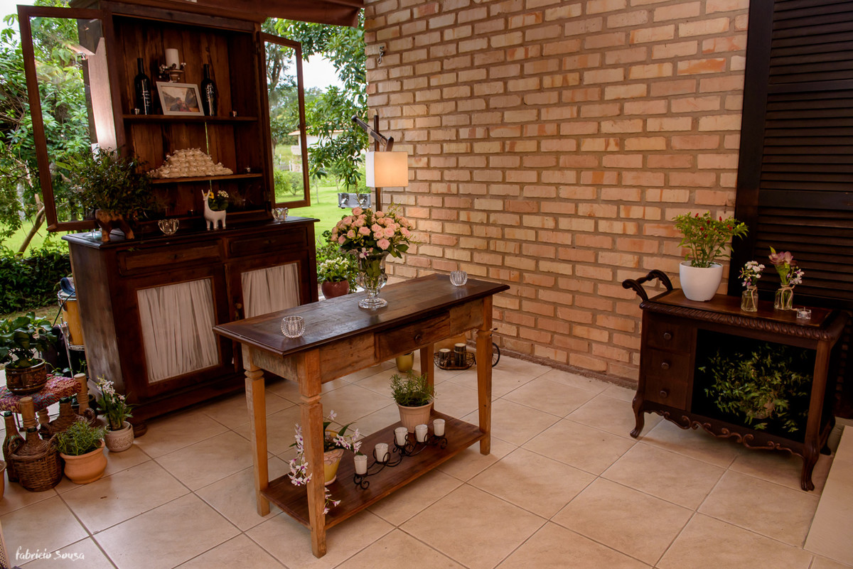 local da cerimônia no Bistro Bettina Bub com decoração assinada por Casa Branca Eventos