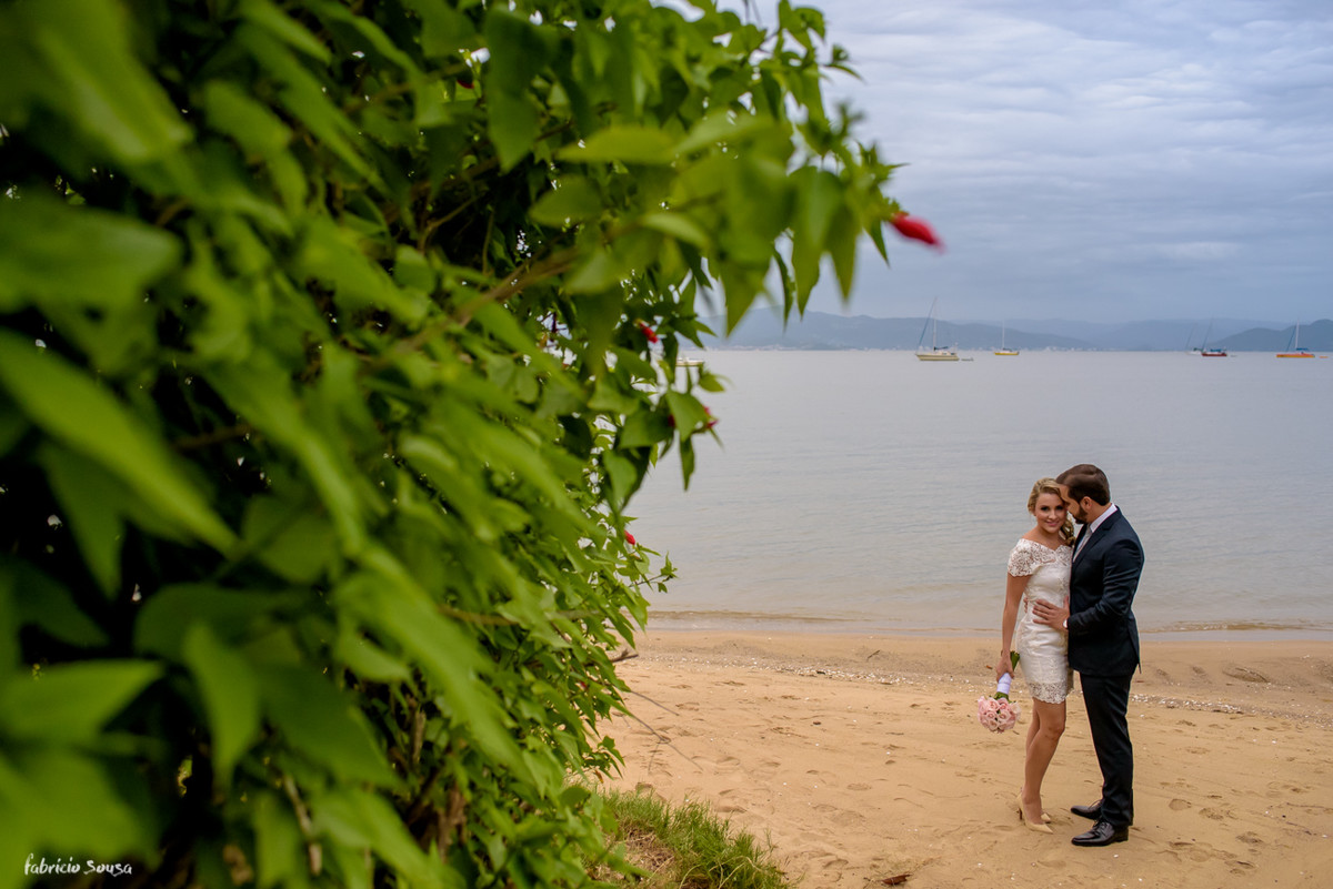 ensaio de casamento noivos na praia santo antonio de lisboa Floripa