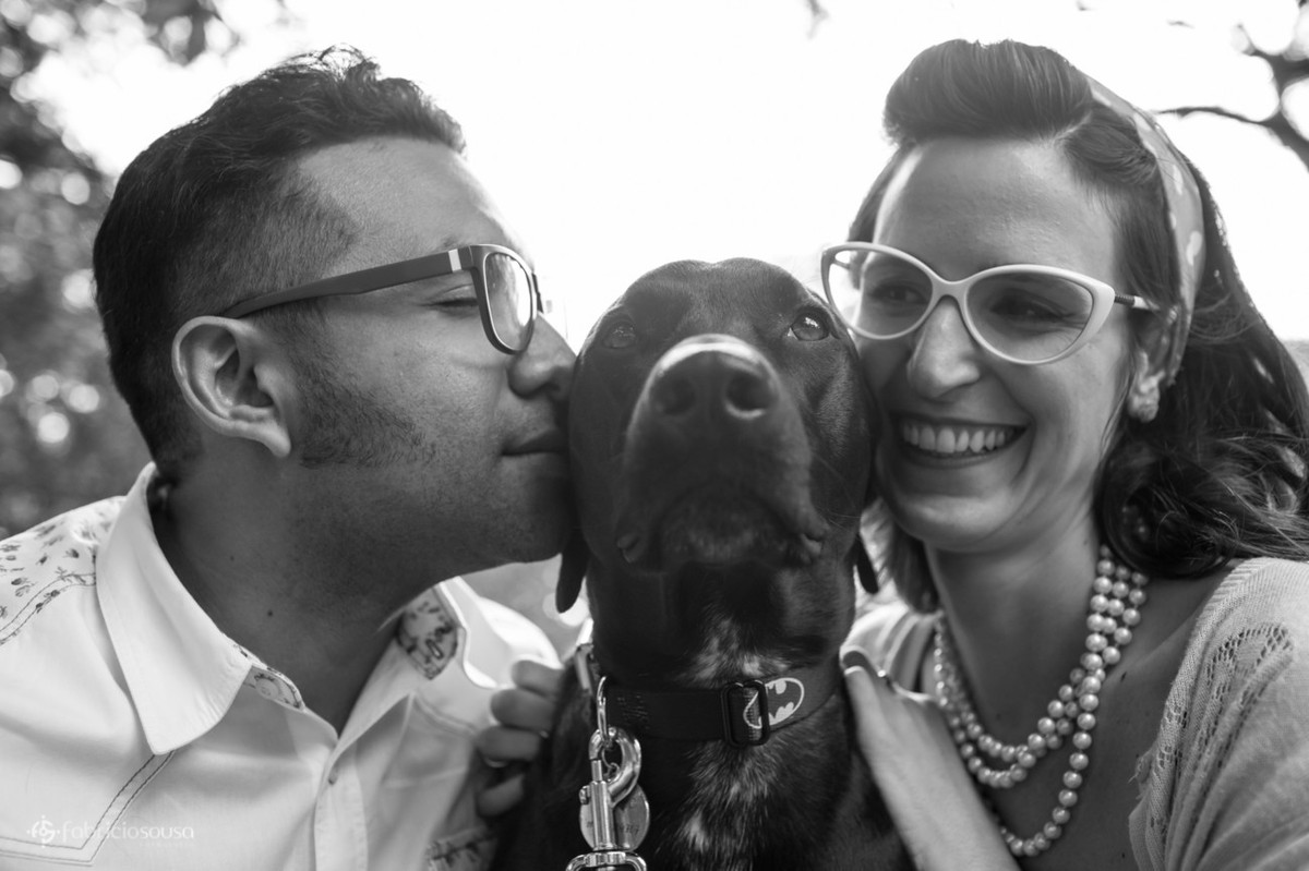 ensaio pre-casamento com cachorro Bruce no parque do Ipirapuera