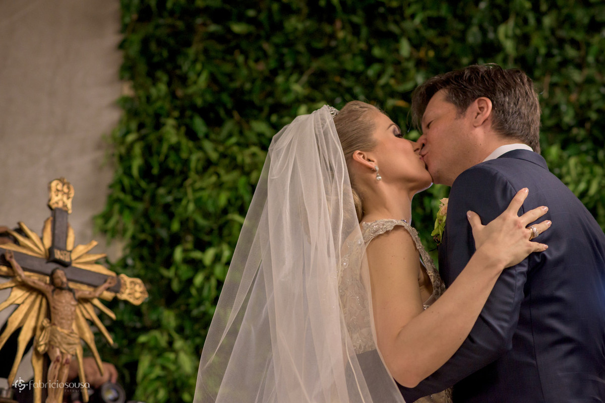 o primeiro beijo de casados