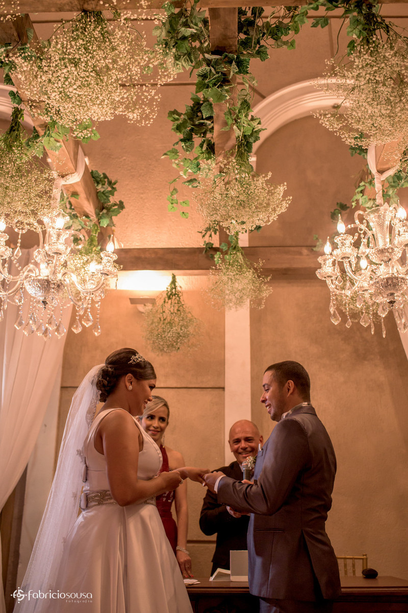 celebração evangélica do bispo Nirson e sua esposa Kenia