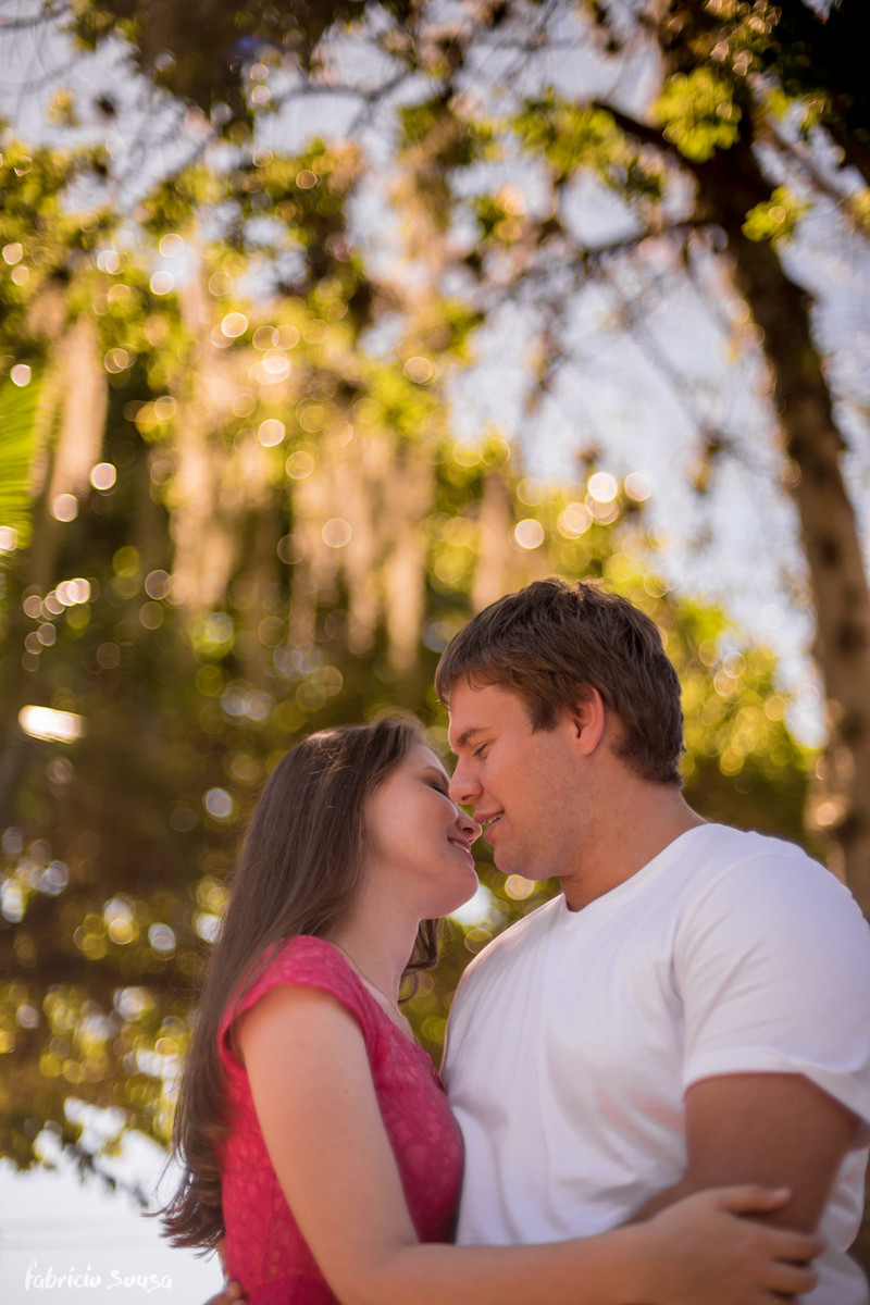 noivos quase se beijando
