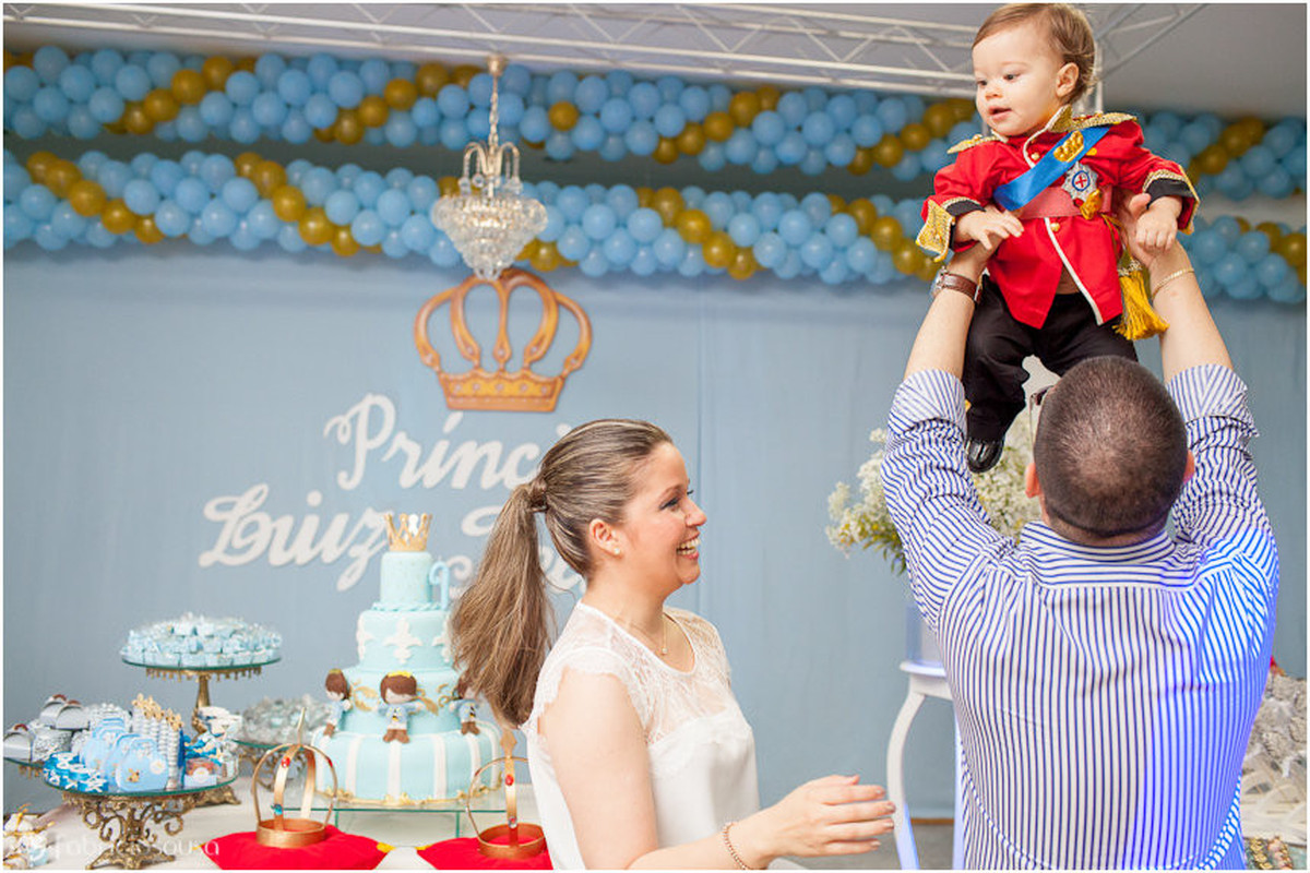 aniversariante ao alto