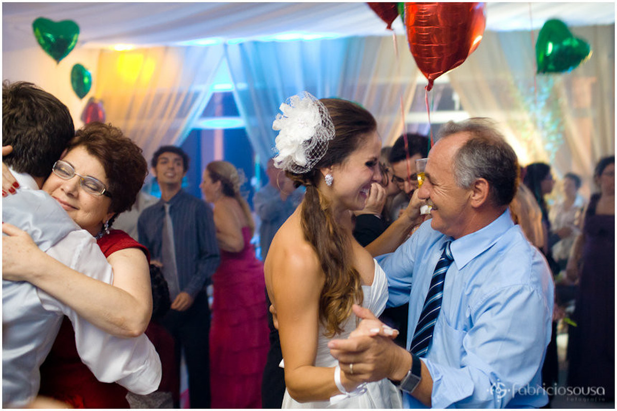 noiva dançando com sogro