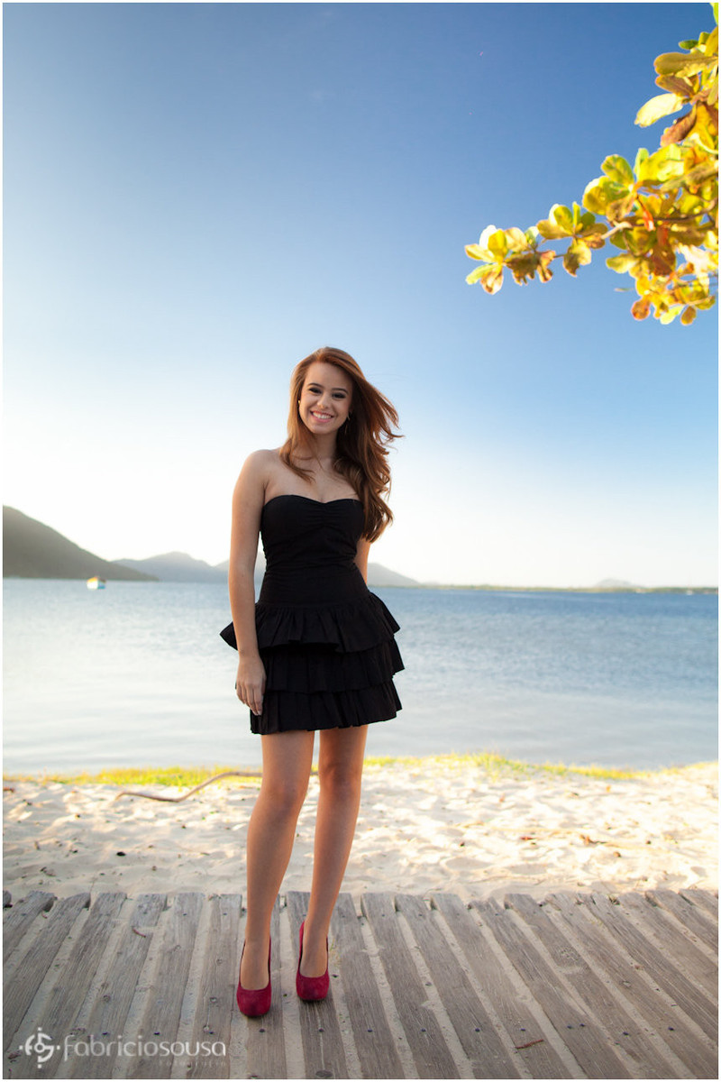 book de 15 anos Náthalie vestido preto fim de tarde na Lagoa em Floripa