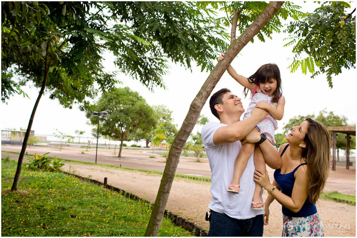 sessão fotográfica de família no parque