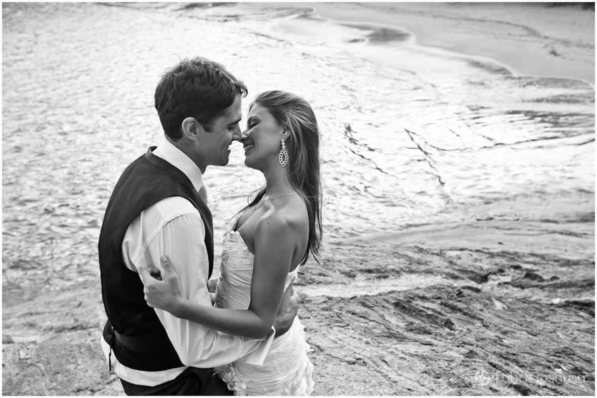 ensaio pos-casamento na praia em Guarapari