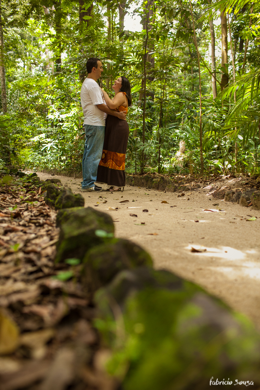 ensaio de casal na trilha do bosque rodrigues alves