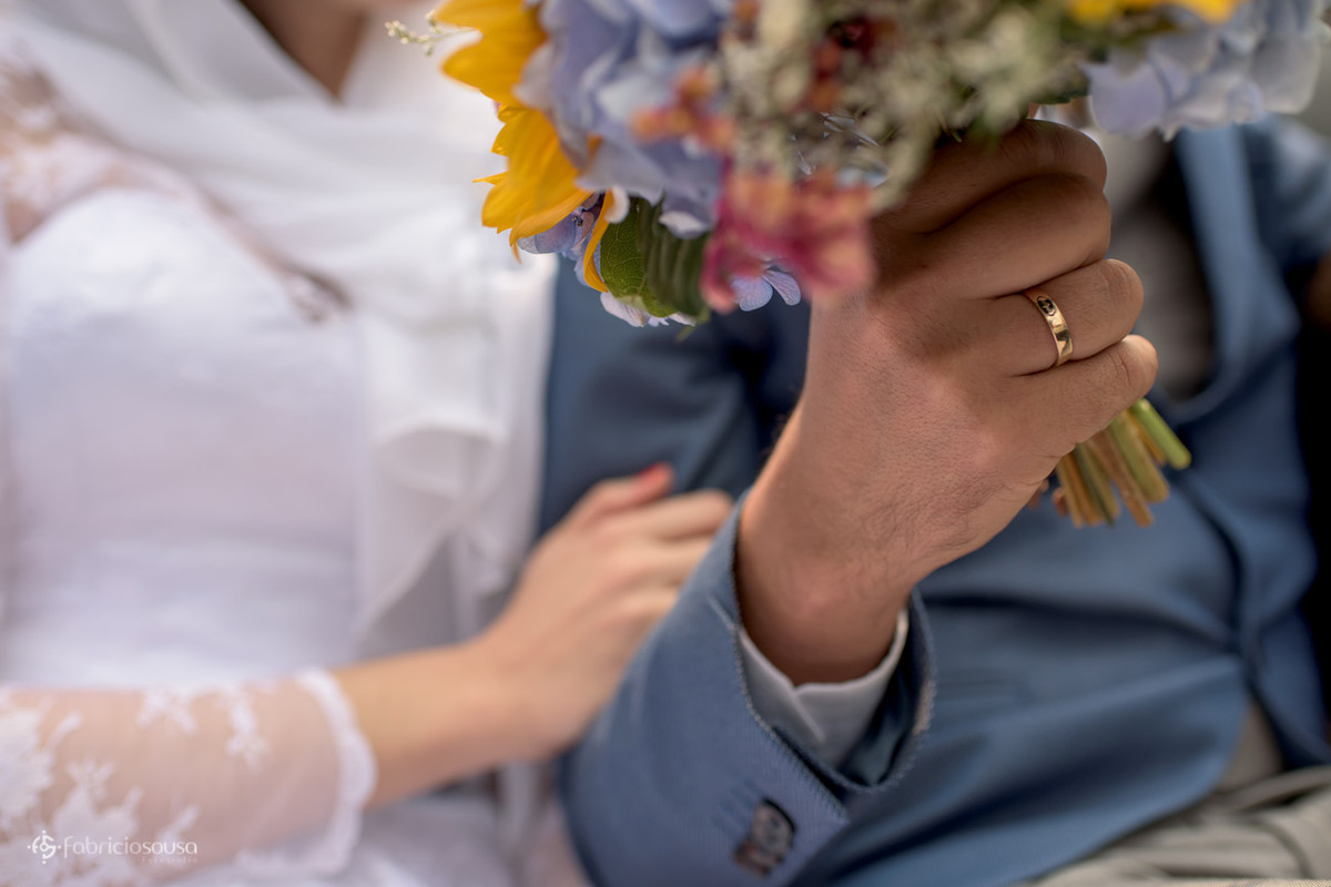 detalhe do buquet vintage dos noivos