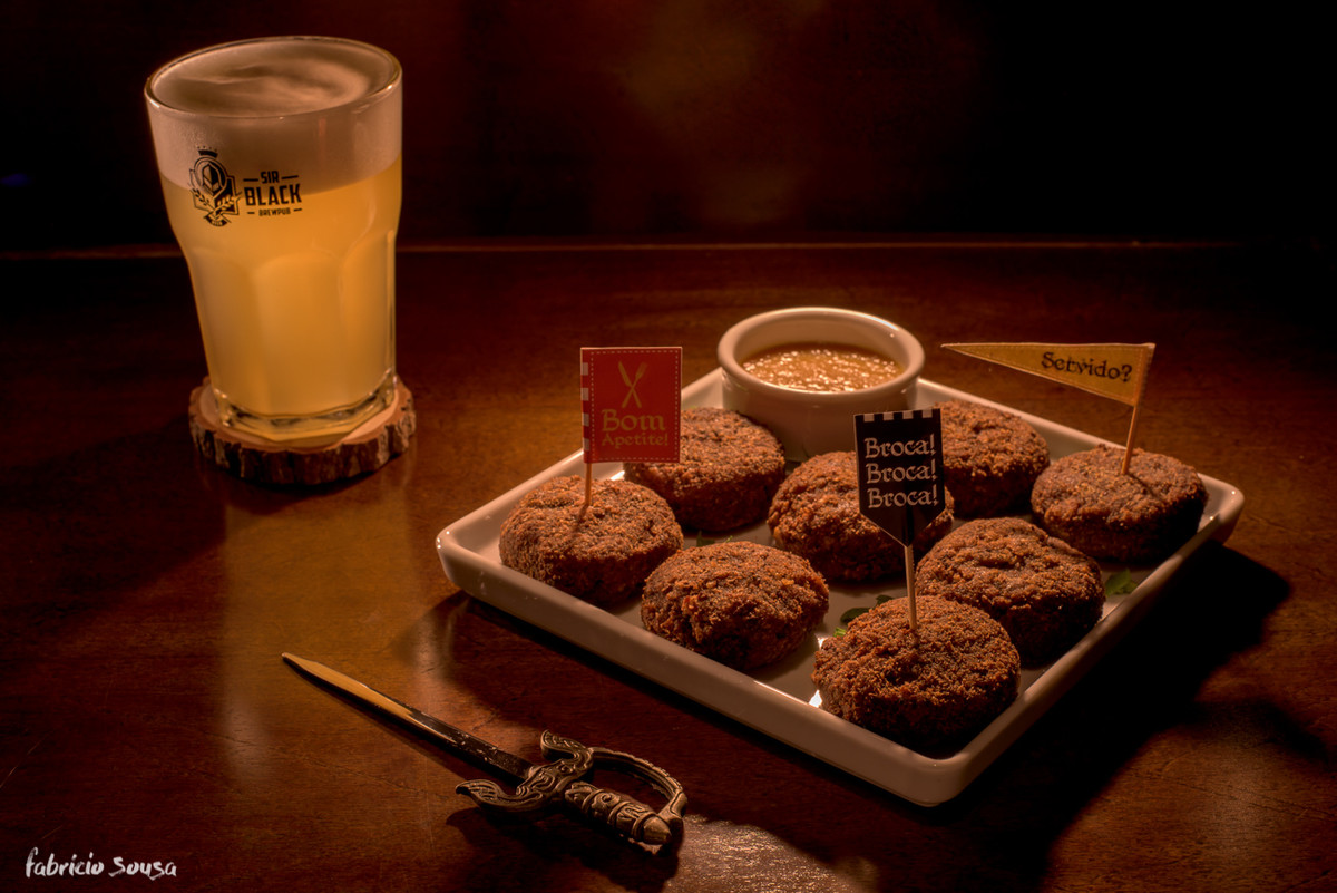 duelo de burguers harmonizados com cerveja de trigo