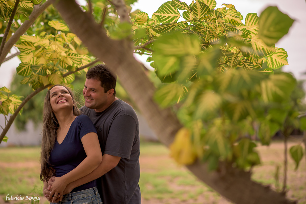 retratos de casal no meio de sessão fotográfica de família