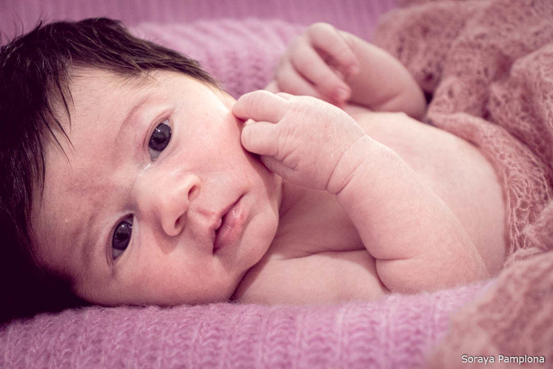 Soraya Pamplona Fotografia - Fotografia Afetiva - Fotografia Newborn  Menina Larissa 03