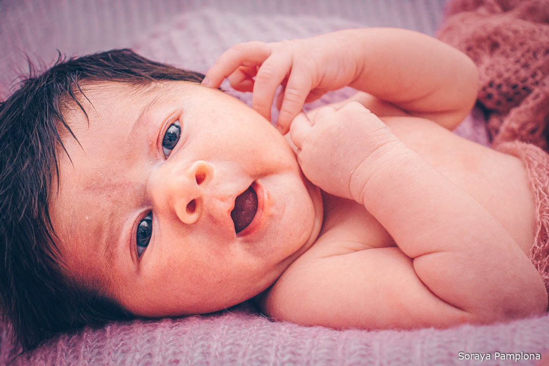 Soraya Pamplona Fotografia - Fotografia Afetiva - Fotografia Newborn  Menina Larissa 02