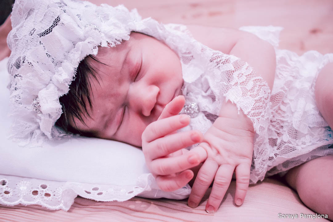 Soraya Pamplona Fotografia - Fotografia Afetiva - Fotografia Newborn  Menina Larissa 11