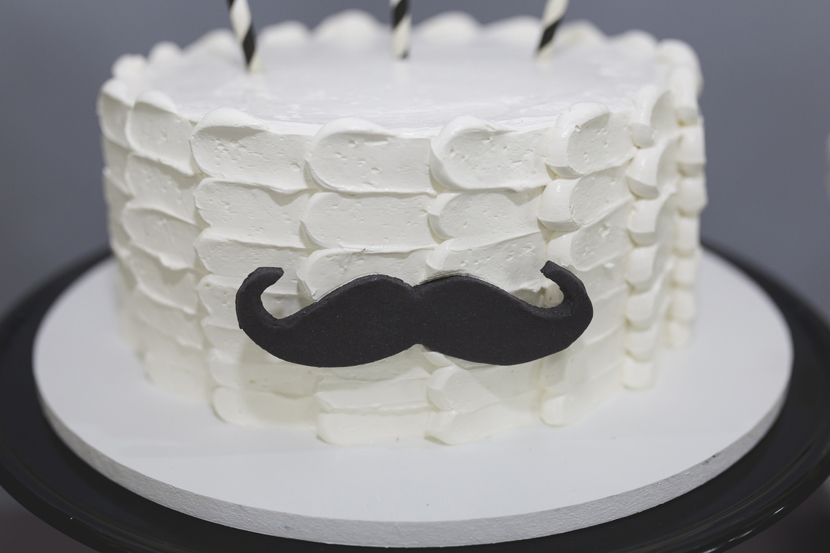 festa bebê 1 ano little man petite partie bolo tammy montagna