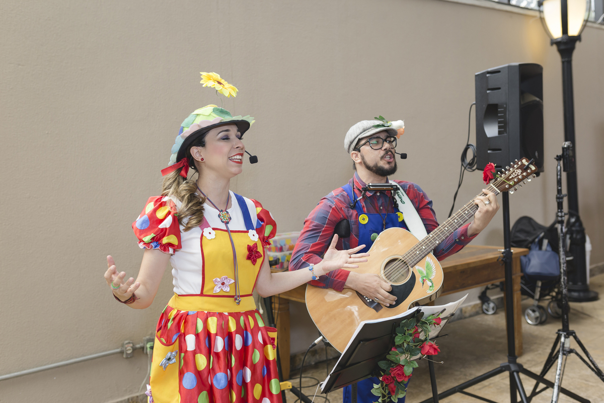 show musical infantil o jardineiro e a bella flor