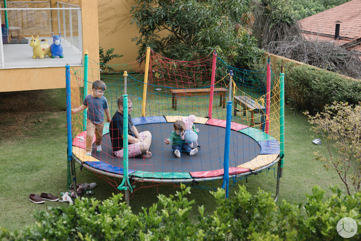 crianças-pula-pula-festa-infantil-dinossauro-cotia-são-paulo-fotografa-abc