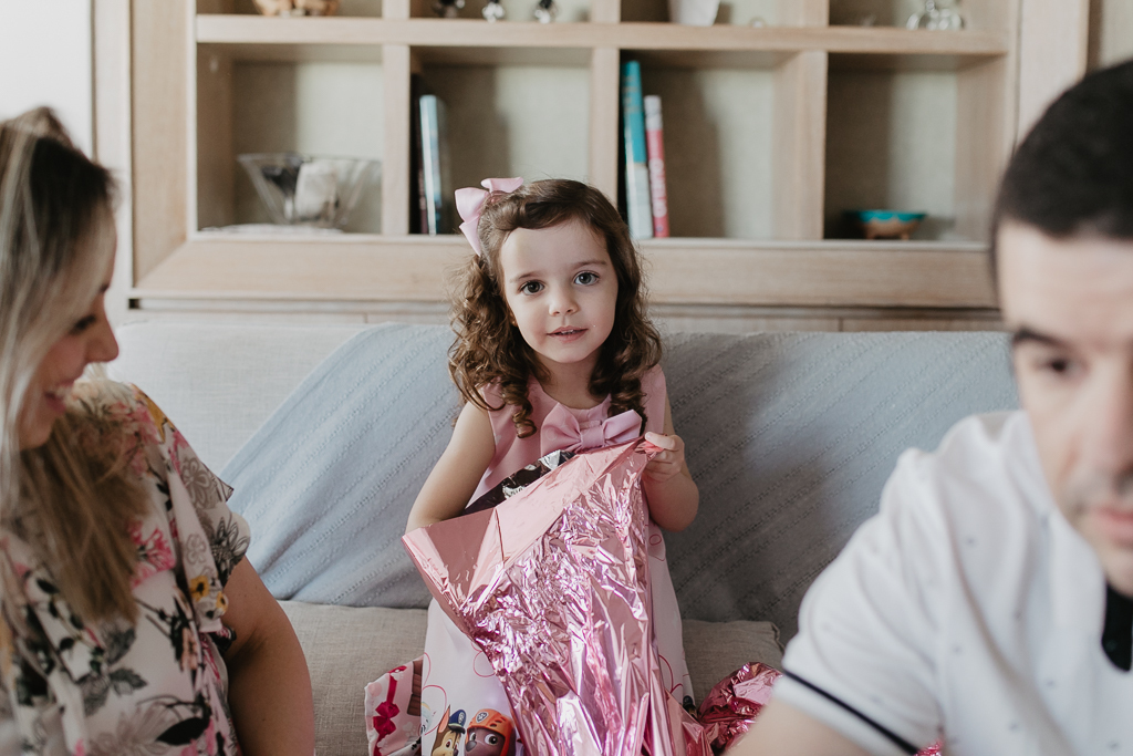 3-anos-menina-festinha-patrulha-canina-em-casa