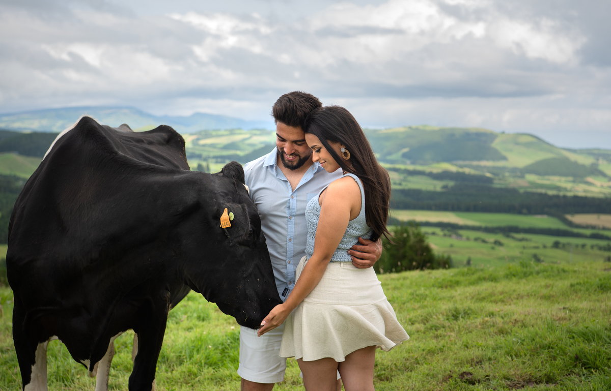 pose com namorado Pre-casamento Casal lindo Sao Miguel Açores 