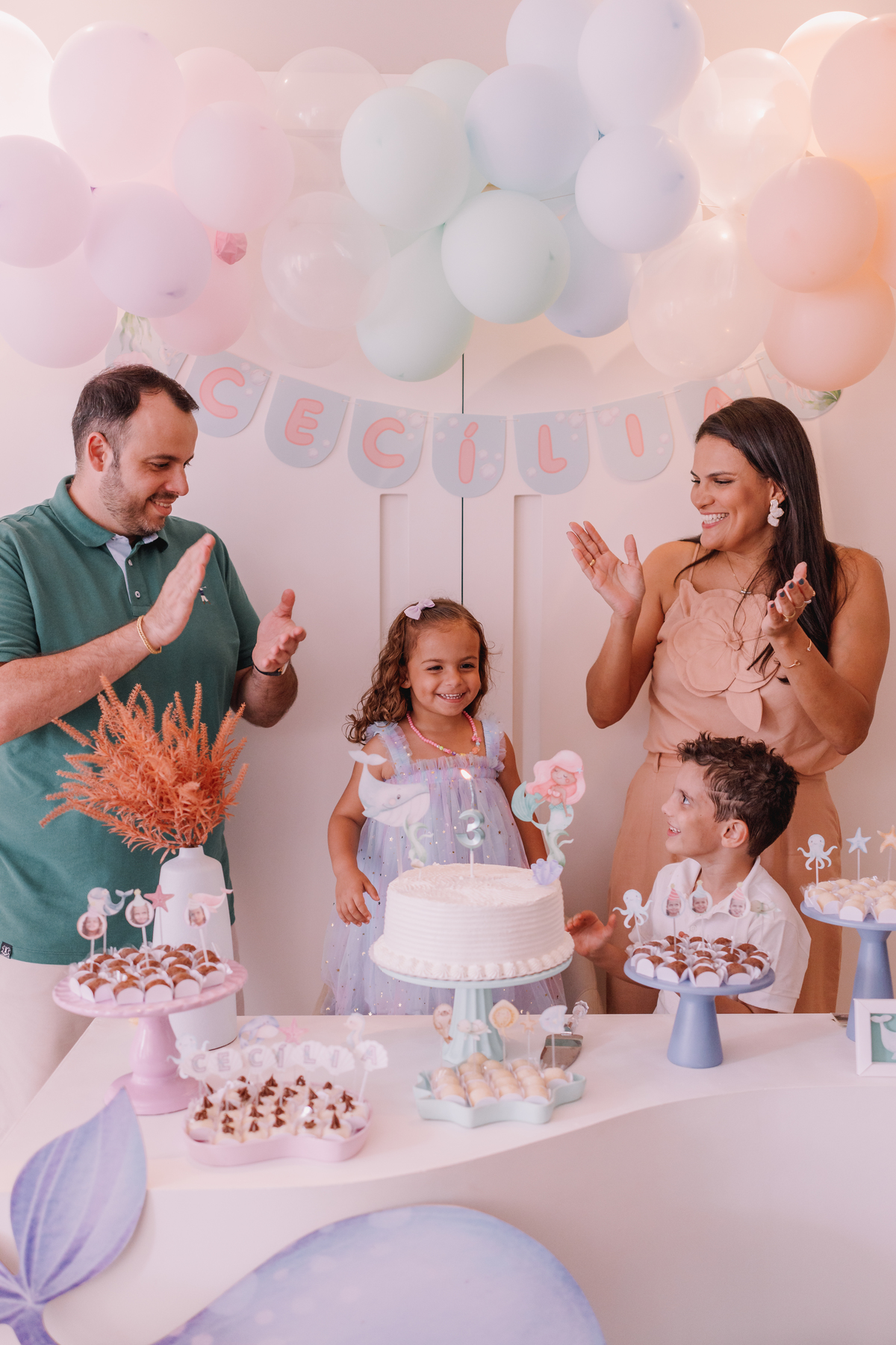 decoração afetiva ribeirão preto festa em casa brunch baleia em aquarela hora do parabnes
