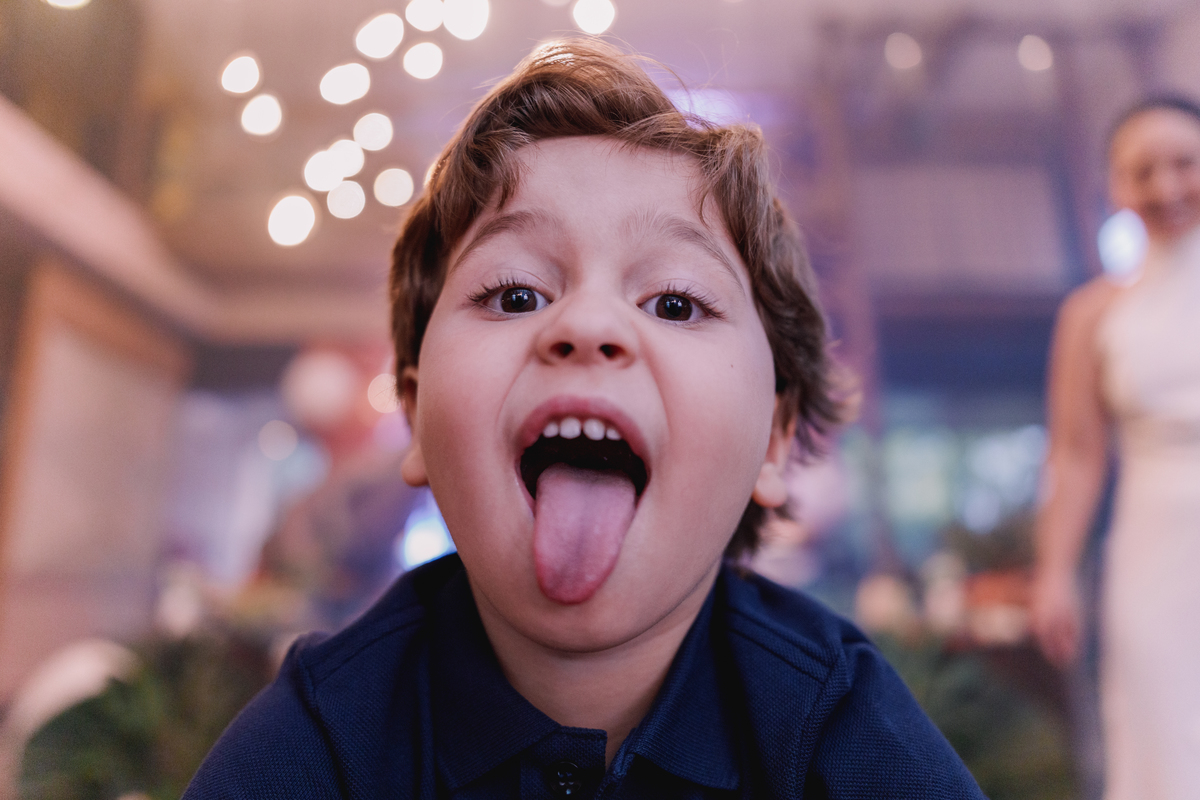 aniversario espaço carambola tema dinossauros pipoca doce decoração