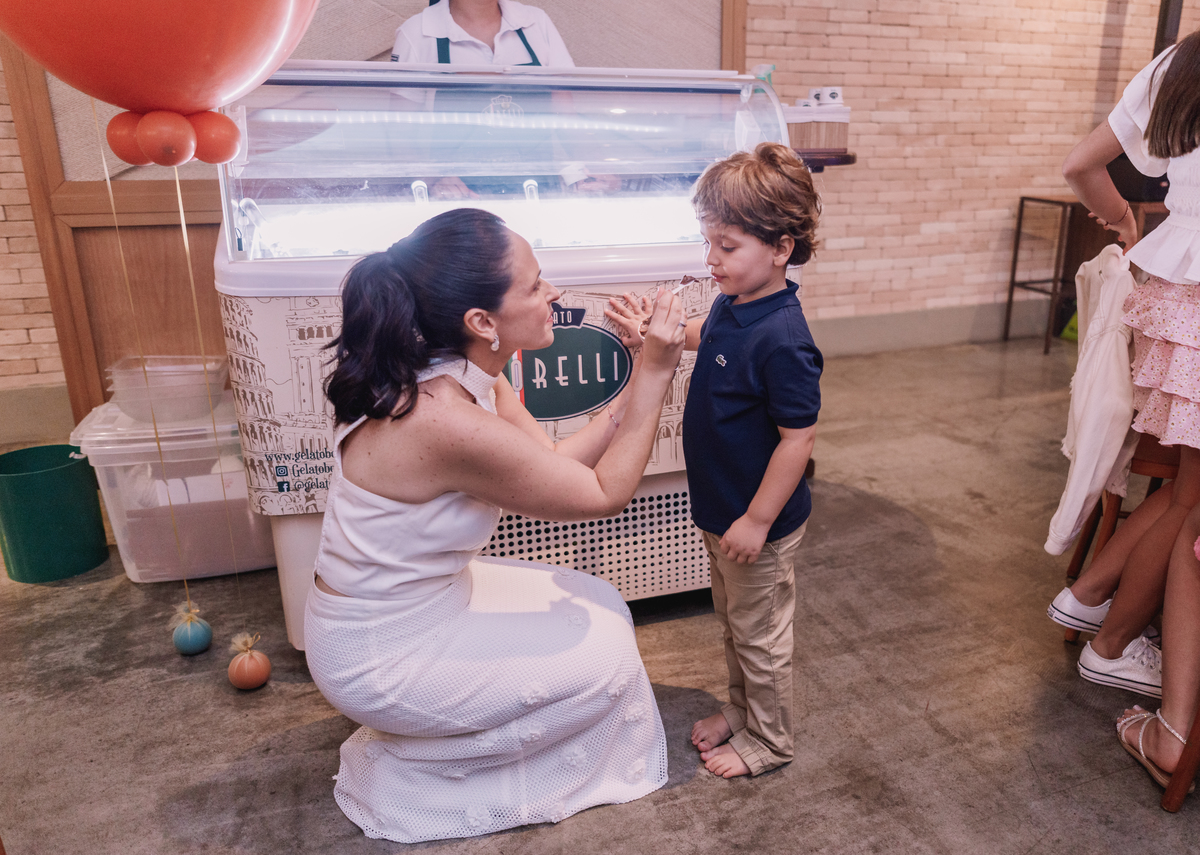 aniversario espaço carambola tema dinossauros pipoca doce decoração