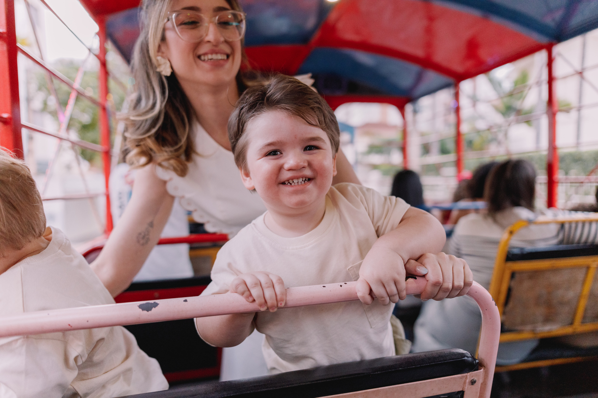 festa de gêmeos decoração fundo do mar área de laser ribeirao preto passeio de trenzinho carreta furacão