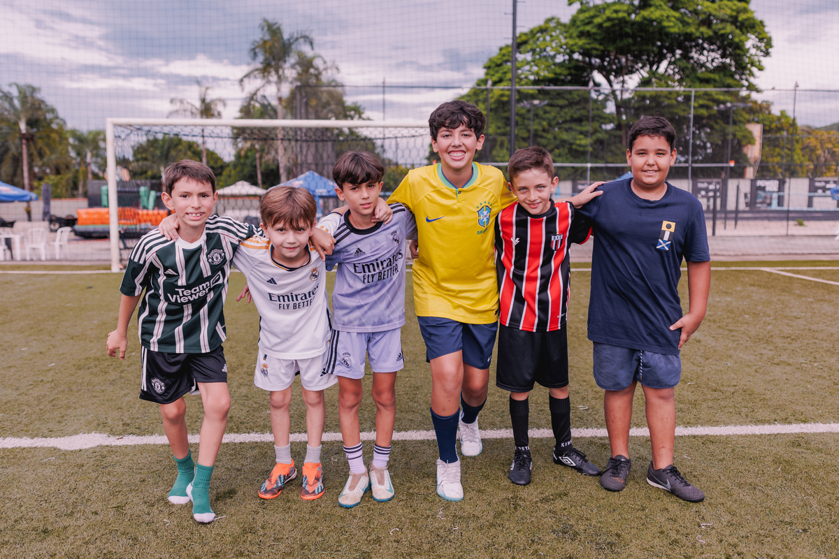 festa de menino 8 anos com o tema futebol