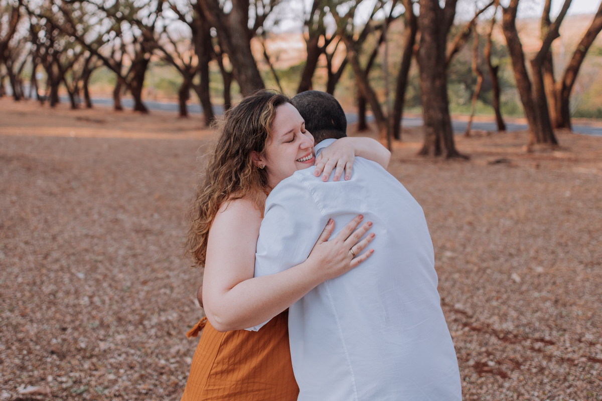 ensaio chá revelação de bebê externo intimo com fumaça