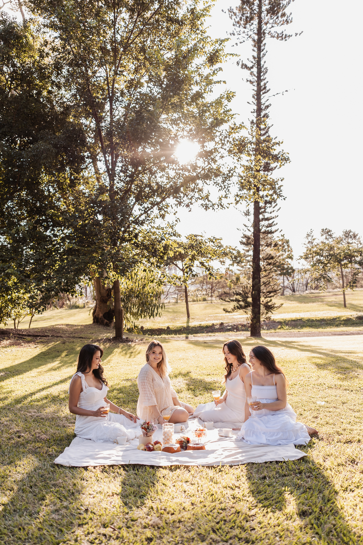 ensaio externo gestante gravida amigas espaço bella cita ribeirao preto por do sol