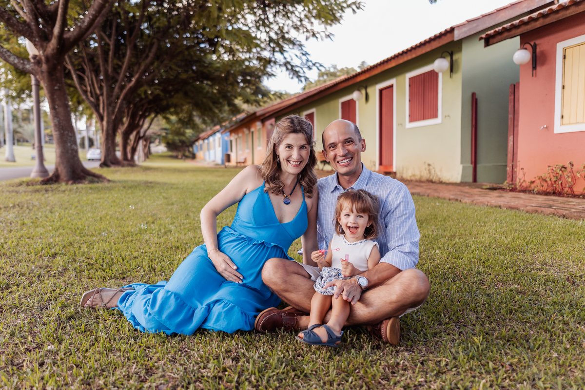 ensaio de gestante externo final de tarde fazenda santa maria ribeirao preto god café
