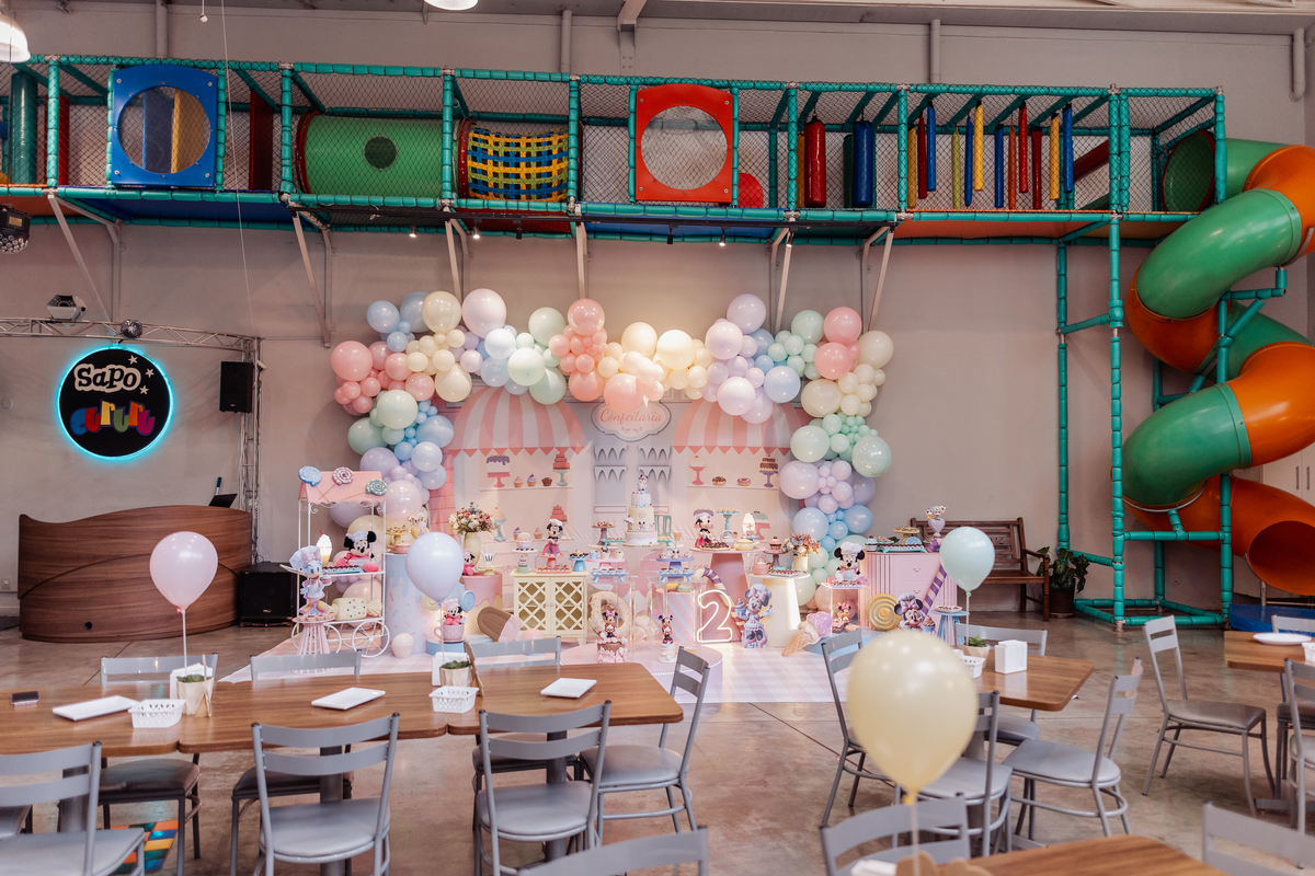 festa infantil menina decoração confeitaria da minnie buffet sapo cururu ribeirão preto