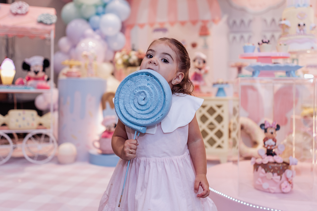 festa infantil menina decoração confeitaria da minnie buffet sapo cururu ribeirão preto