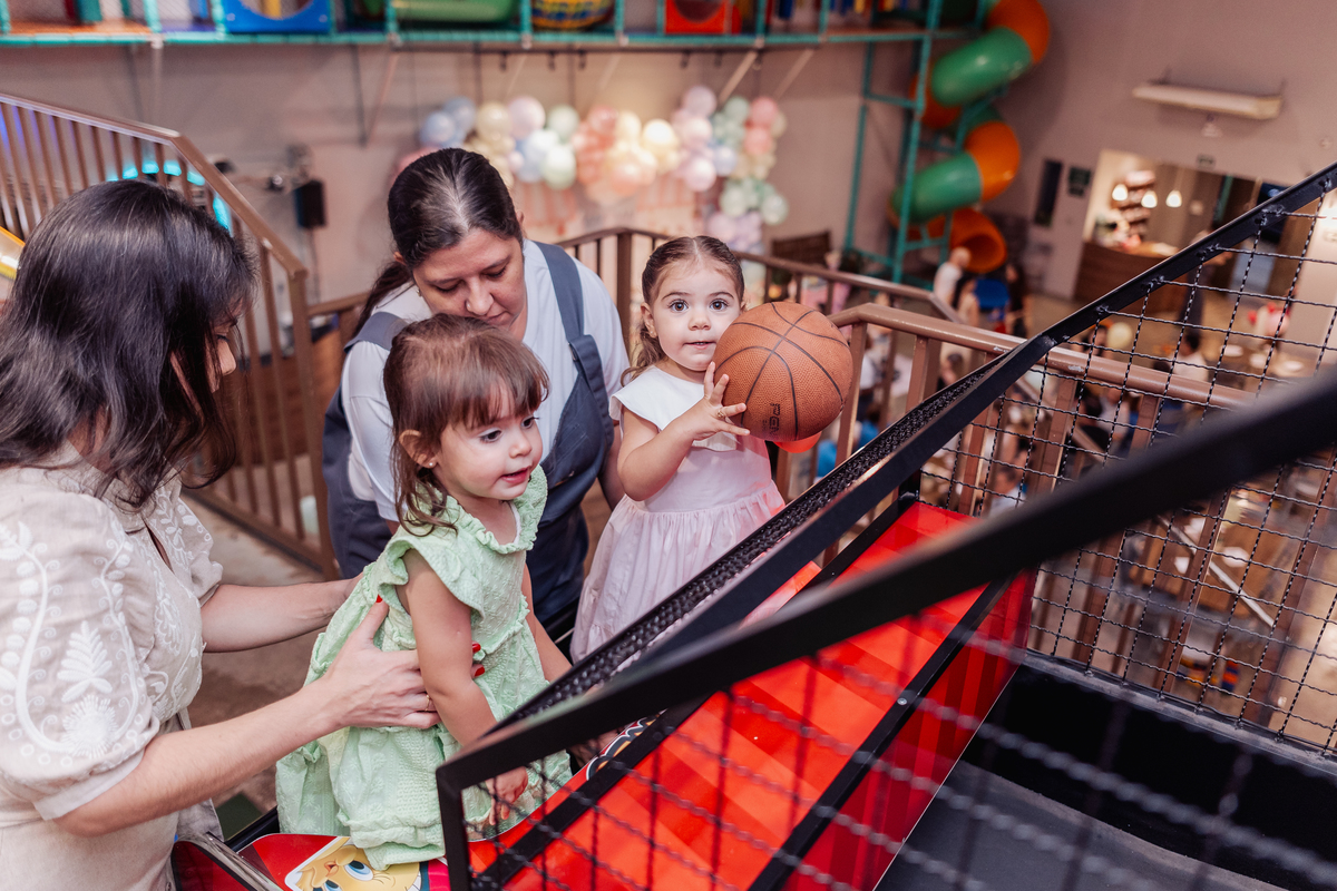 festa infantil menina decoração confeitaria da minnie buffet sapo cururu ribeirão preto