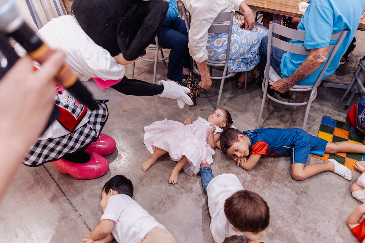 festa infantil menina decoração confeitaria da minnie buffet sapo cururu ribeirão preto