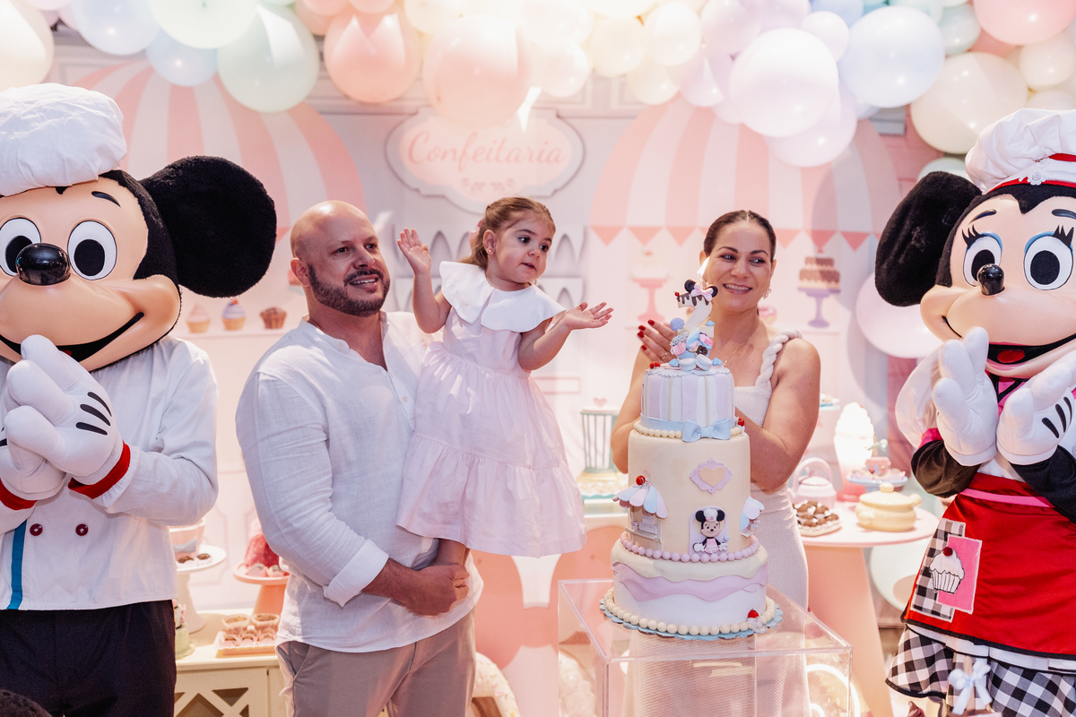 festa infantil menina decoração confeitaria da minnie buffet sapo cururu ribeirão preto