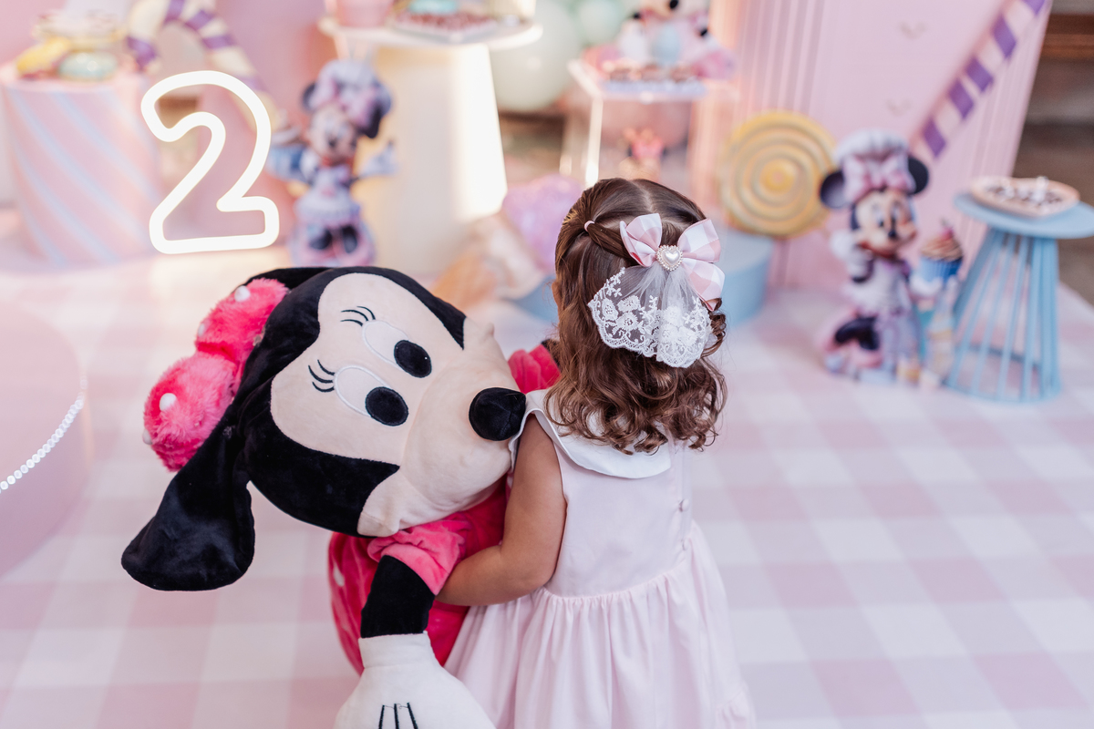 festa infantil menina decoração confeitaria da minnie buffet sapo cururu ribeirão preto
