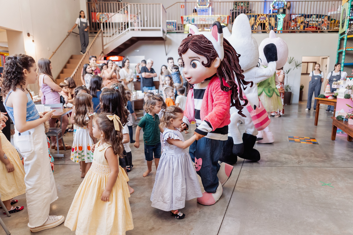 buffet sapo cururu ribeirao preto festa infantil decoração a casa mágica da gabi