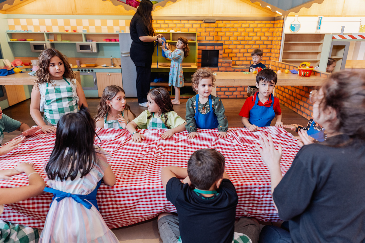 festa infantil de menina 2 anos decoração margarida casa amarela boulevard ribeirão preto