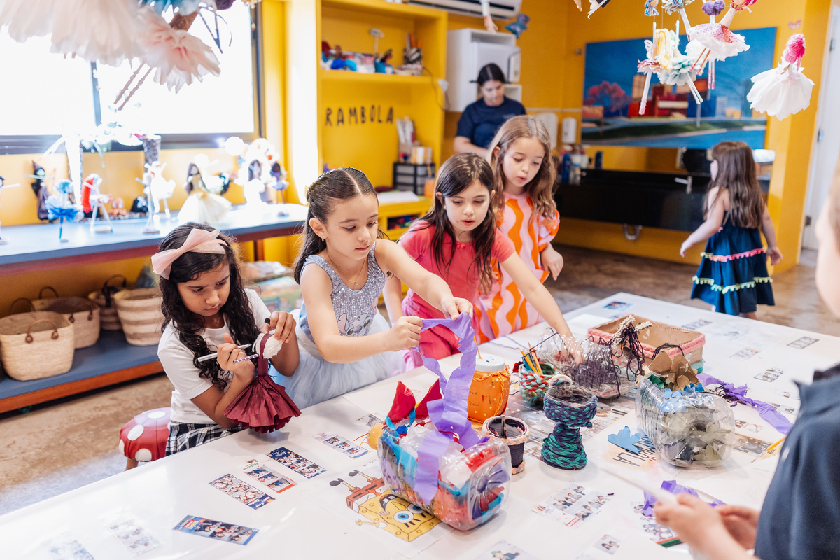 festa infantil de menina decoração tema Lilo e Stitch espaço carambola ribeirão preto